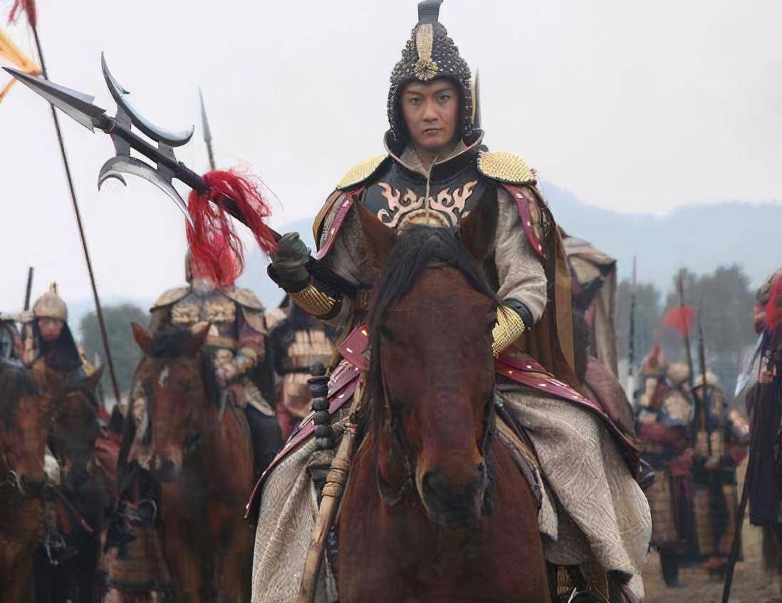 "十二连城",在潼关城东"禁沟"两岸.