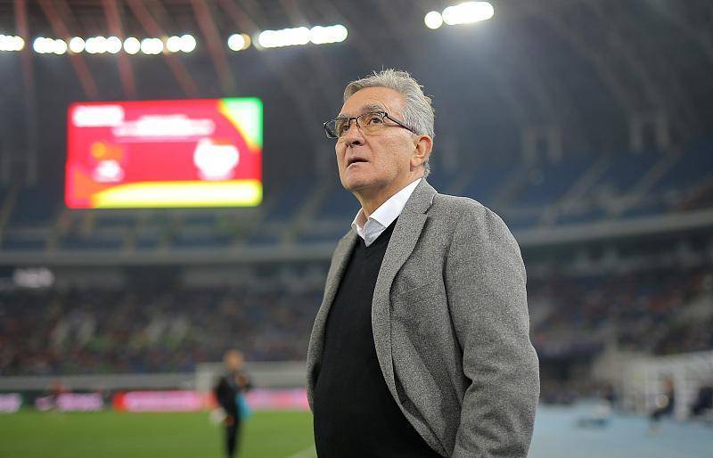 伊万科维奇在率队参加的第2场比赛中收获了"首胜",从而以1平1负的带队