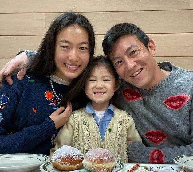 当年曝光1400张照片毁了陈冠希张柏芝的电脑维修员下场怎样