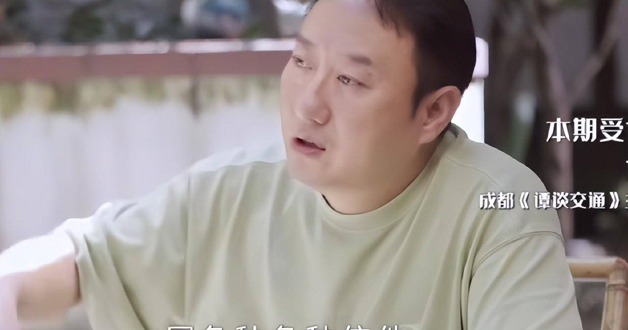 被称唯一开不出罚单的交警因爆粗遭骂抑郁三年被判罚者治愈