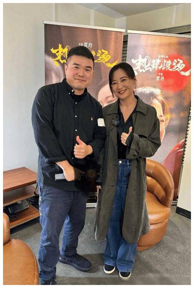 贾玲独挑重担横扫好莱坞震撼美国国门勇夺虎口殊荣