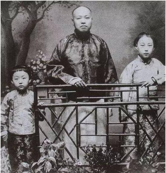 没生过孩子,没人喊她一声妈,80岁把委屈全看淡_张爱玲_孙用_张廷重