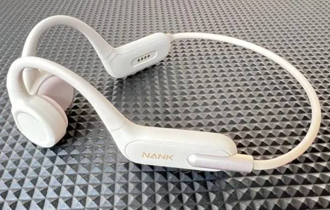 游泳耳机怎么选?自费测评,分享四款超值游泳耳机