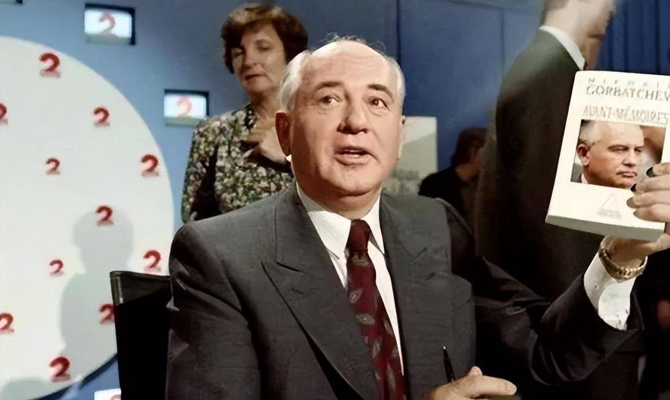 原创戈尔巴乔夫晚年退休金仅10美元抱怨没人慰问对普京时褒时贬