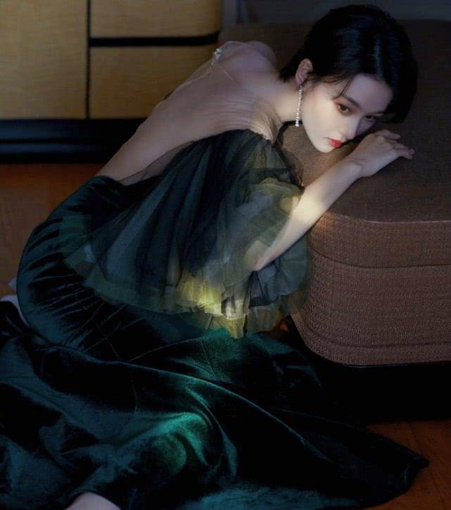 张馨予彻底放飞自我直接晒出自己3位数体重一个月胖了10斤