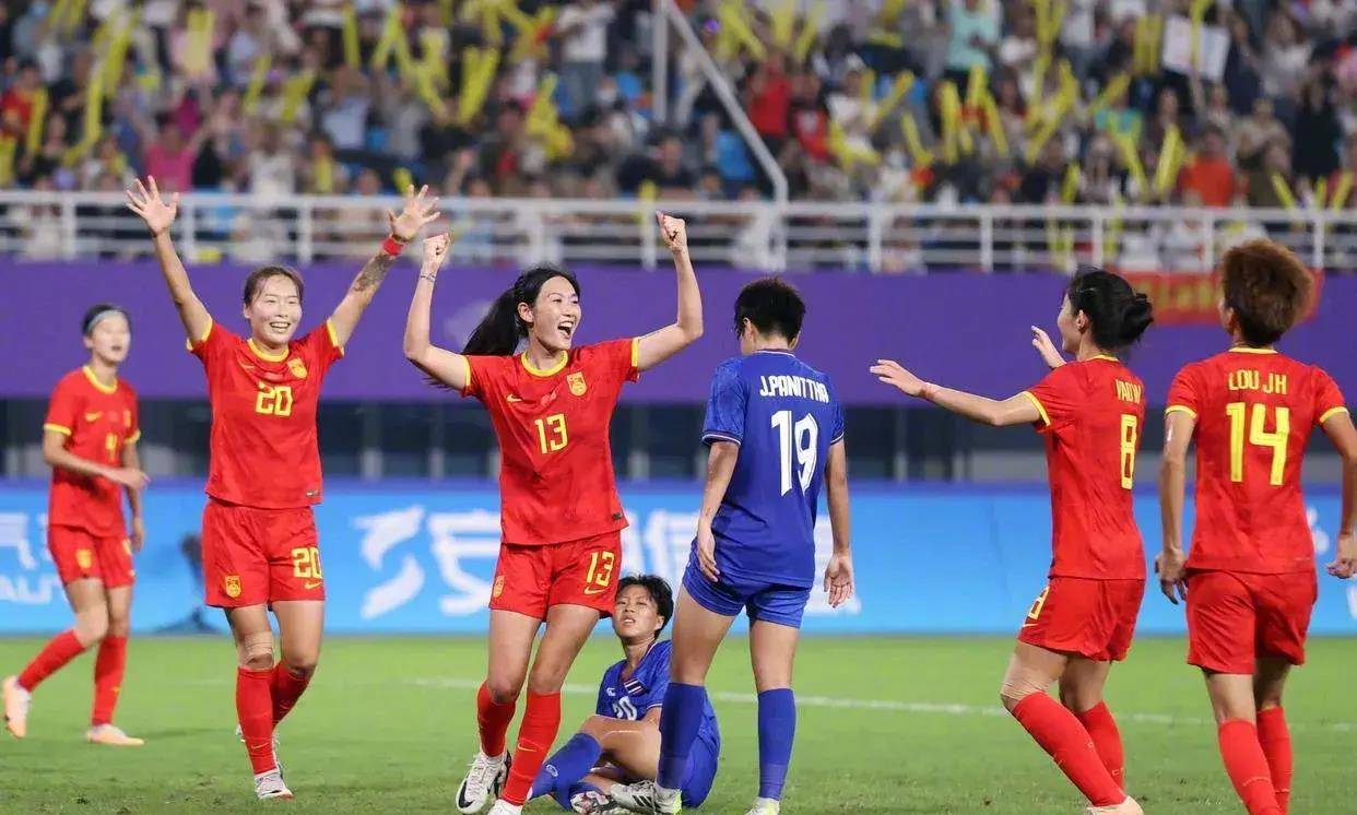 中国女足赢了图片