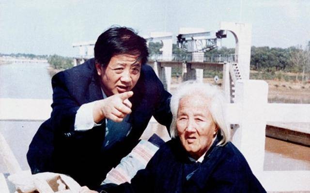 孔繁森50岁因公殉职她是孔繁森最愧疚的人