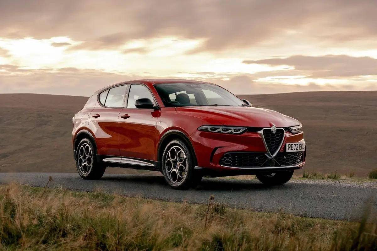 272马力燃油suv阿尔法罗密欧托纳利即将上市动力操控是亮点