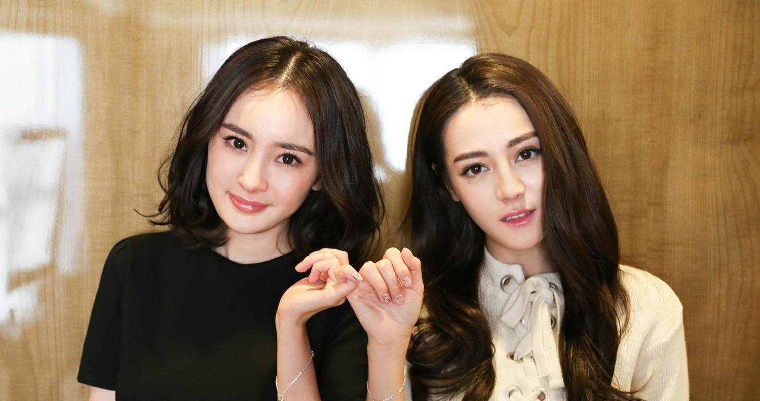 原创热巴凭借凤九殿下迎来事业巅峰荣登榜首杨幂都只能屈居第二