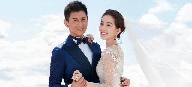 那个被张国立儿子暴打的女孩结婚了,老公是大17岁的富商_童瑶_林志炫