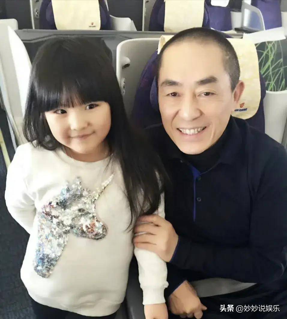 原创王诗龄从小被大佬环绕被张艺谋和刘德华抱过她能有什么烦恼