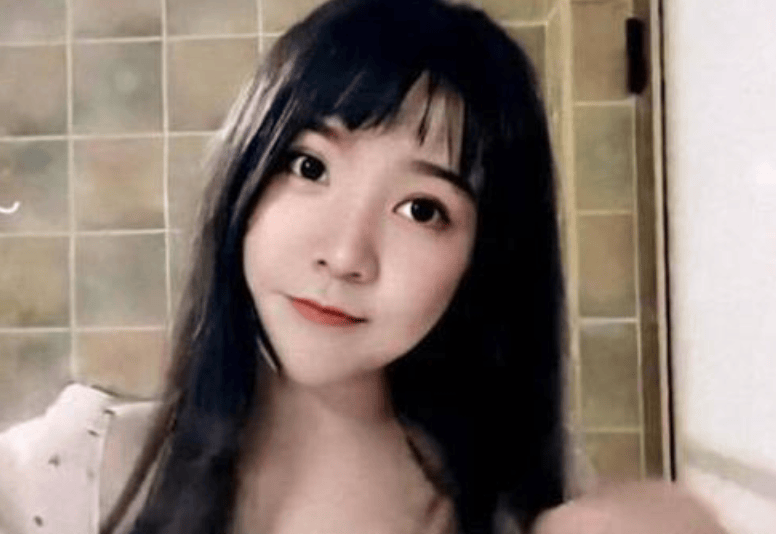 而因为某鱼事件受影响的,不止有自家平台上的主播,包括某音,某牙等