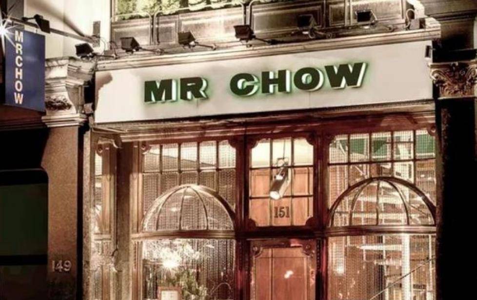 迎娶小50岁娇妻,华裔食神喜得一女:想看女儿出嫁_周英华_歧视_vanessa