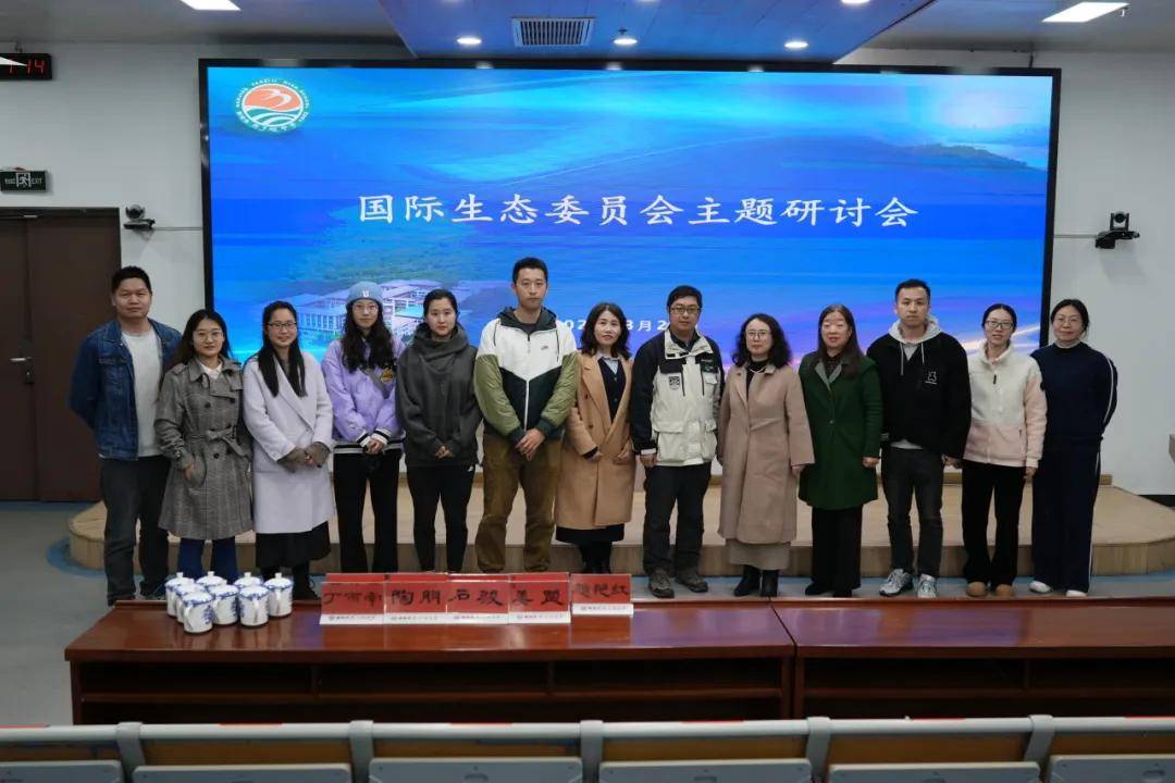南京首家江豚保护基地学校落地南京市燕子矶中学