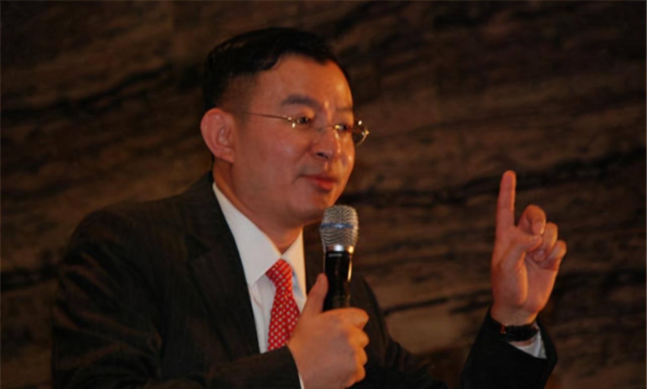 成功学大师陈安之一朝被功利裹挟成功学便成了伪学术