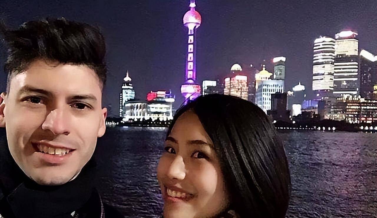 浙江女孩零彩礼嫁美国小伙,婚后靠租房过日子,小伙辞工在家带娃_樱子