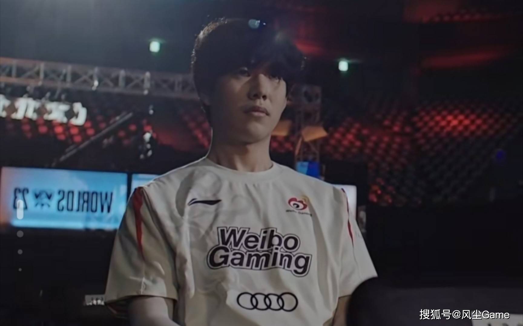 原创lpl主持一姐整容失败面部僵硬苹果肌下垂观众调侃吓死我了