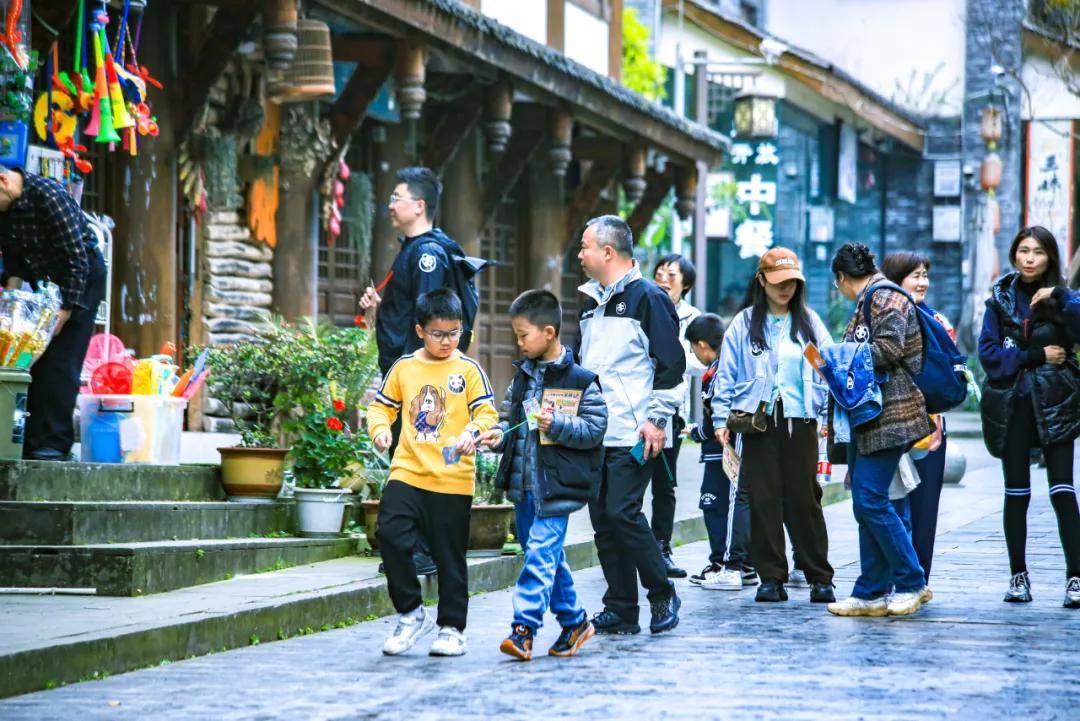 亲子户外研学的正确打开方式这里的春天更适合孩子