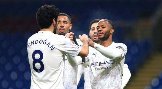 原创原创10曼城队长错失良机2分钟后c罗队友破门瓜迪奥拉振臂高呼