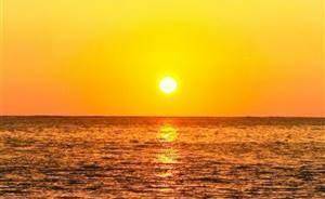 看不出儿子们的这点小聪明,于是决定敲打一下儿子,不要有争夺皇位之心