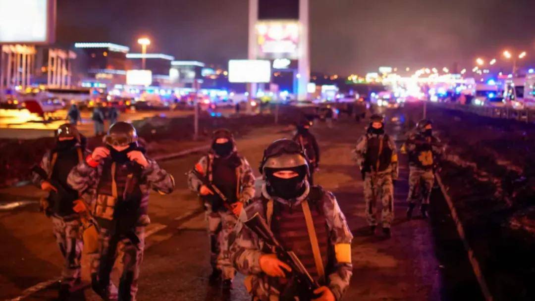 一夜狂奔500公里恐怖分子落网中国提前布局防的就是这一天