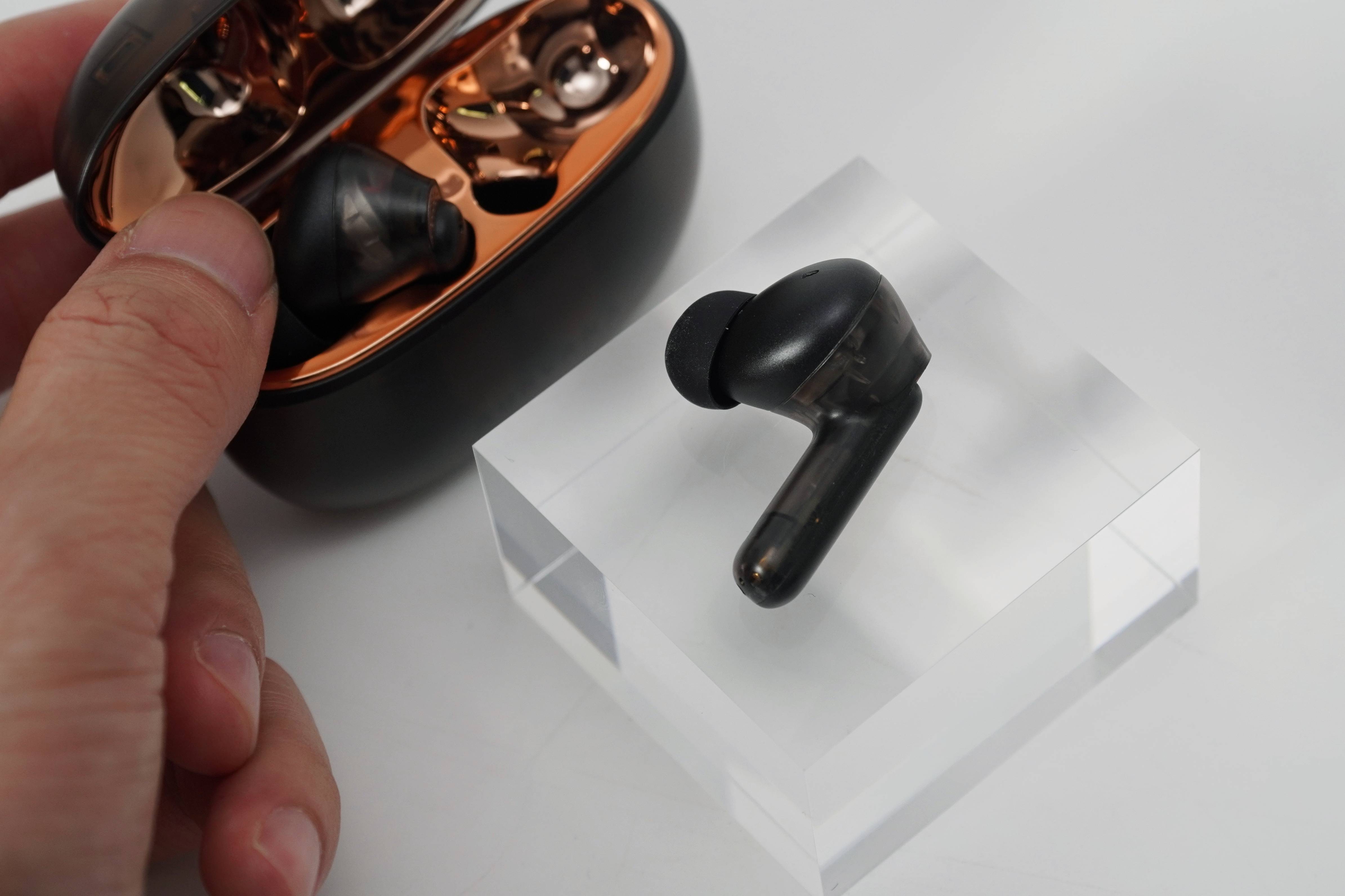 用心用料创新科技这个无线耳机新物种搅局高端aurvanaace2