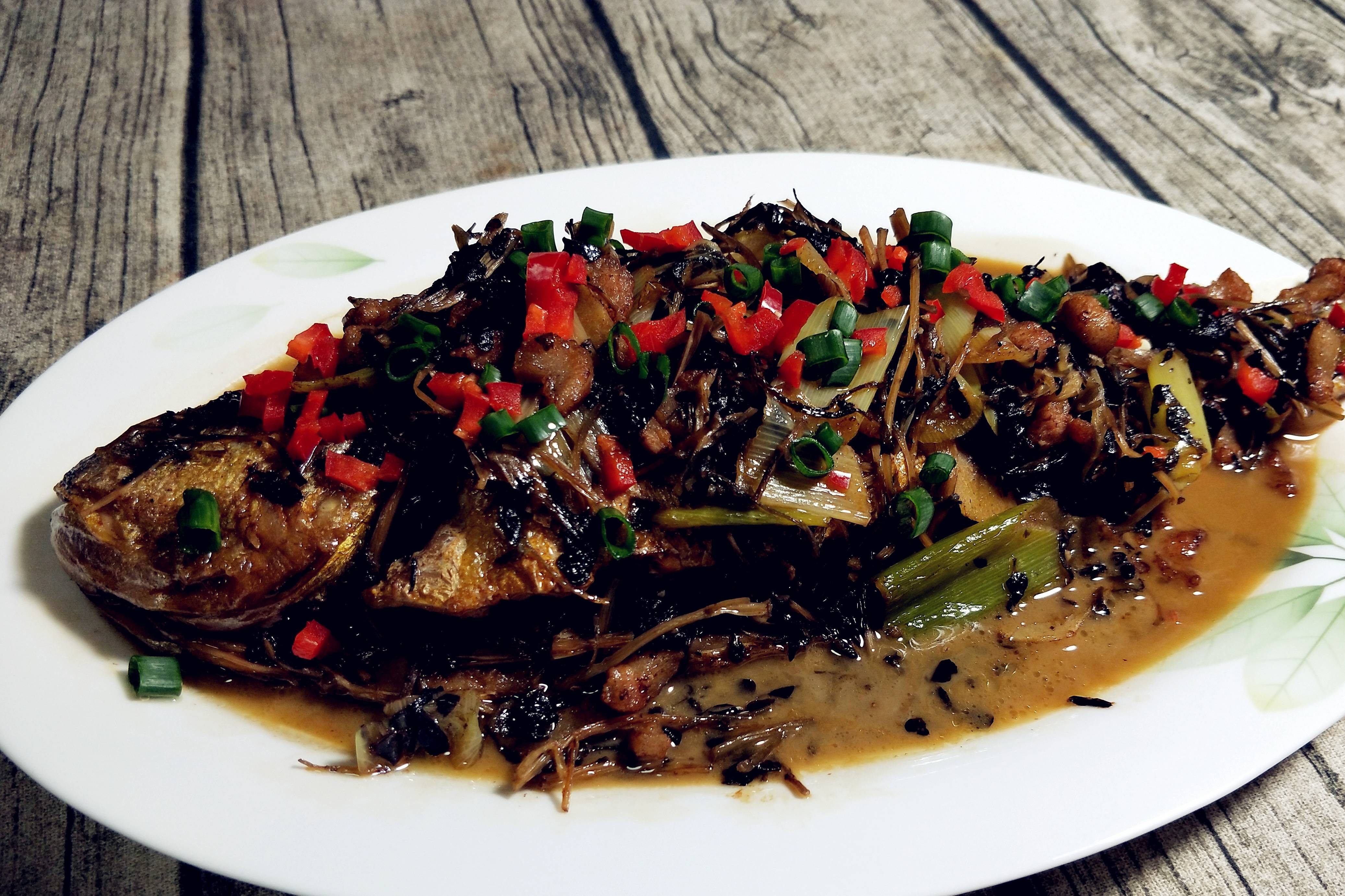 这条鱼我家每周必吃刺少肉厚味道鲜儿子吃了每次考试得满分