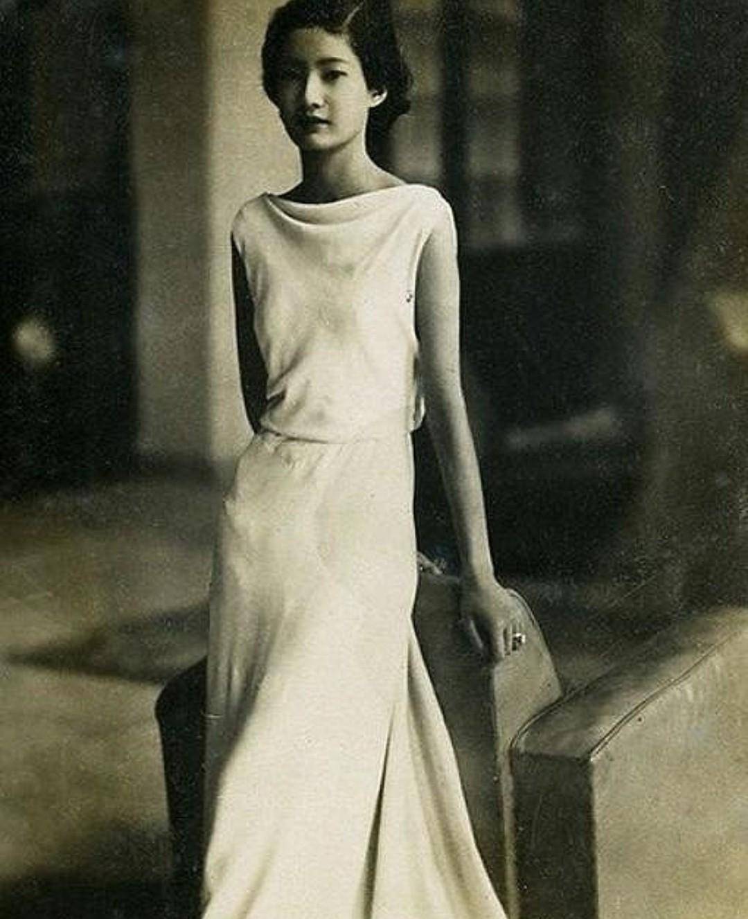 原创越南末代皇帝结局比溥仪要好皇后没有婉容漂亮但下场也好很多