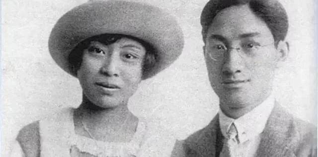 足足比他小二十多岁,郁达夫对外称这是他的干女儿,其实就是他的小老婆
