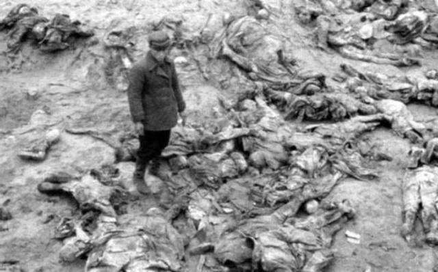 苏联解体前,发现了一份秘密档案,震惊世界_戈尔巴乔夫_卡廷_二战