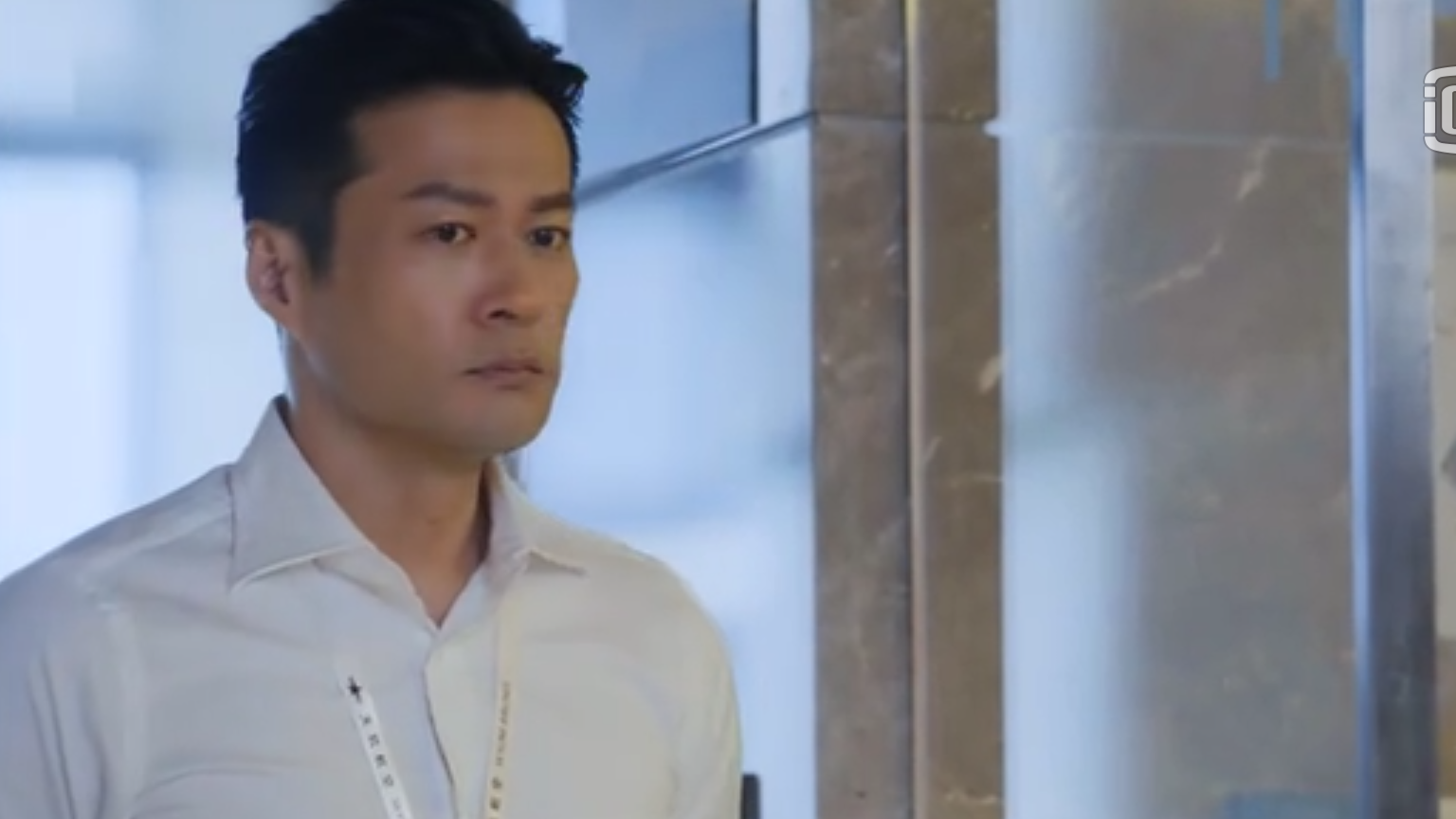 《老男孩》:谭凯饰演的郑队长到底是善是恶?