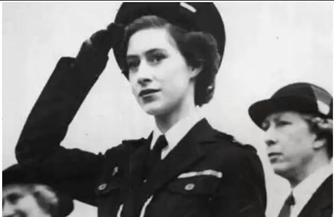 她带来了390年前,英国女王伊丽莎白一世,写给明朝万