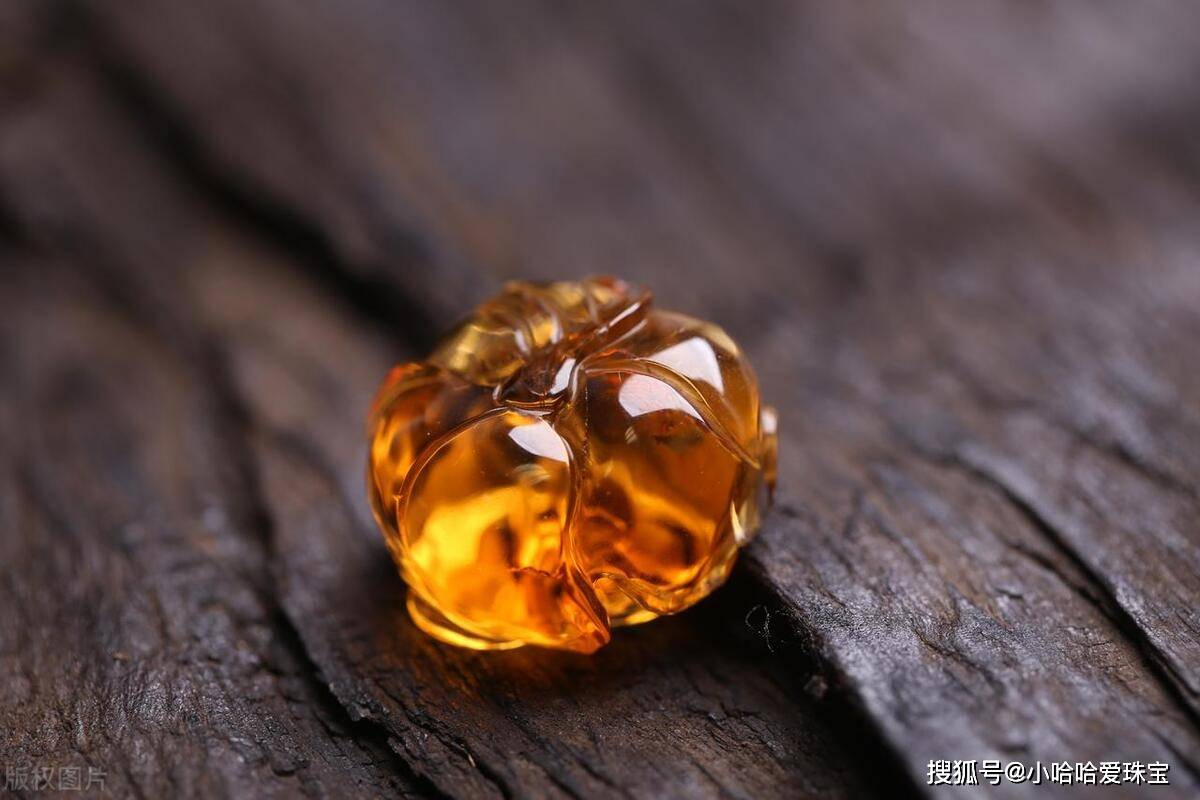 一首关于琥珀的现代诗_权益_图文_创作