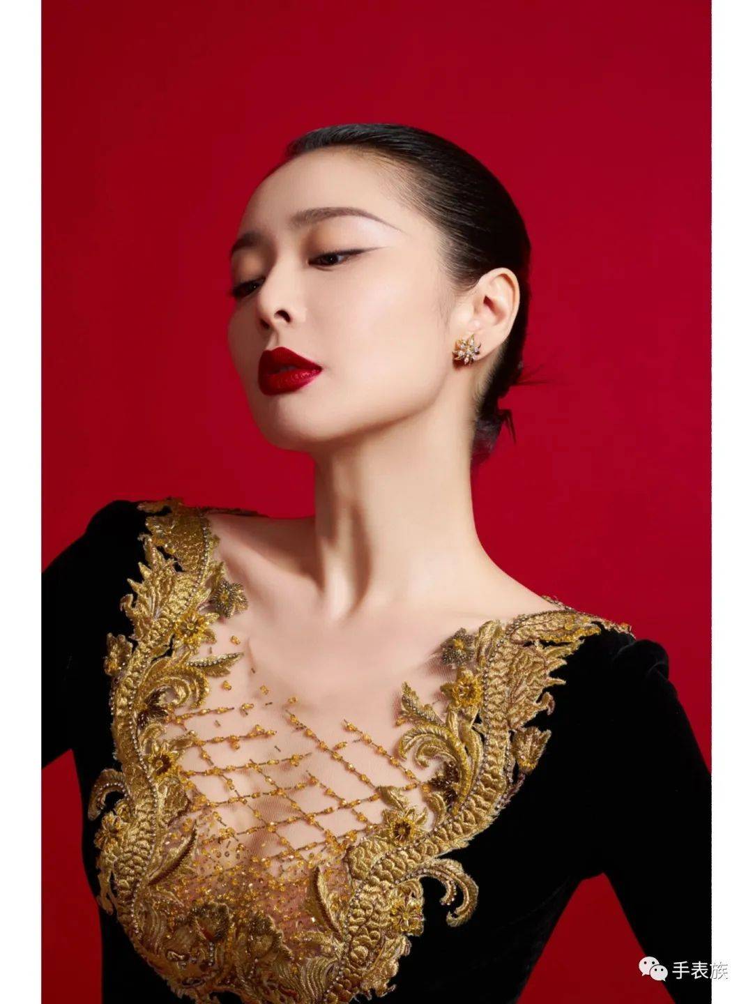 狂飙大嫂高叶终于把缺的手表补齐了