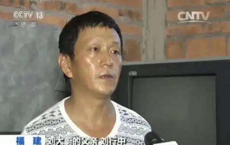 原创回顾2015年少年购仿真枪被判无期案父母在他入狱后怎样了