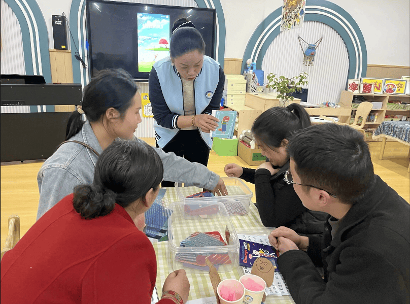 赴春约话成长向未来澧县襄阳幼儿园家长学校2024年春季体验式家长会