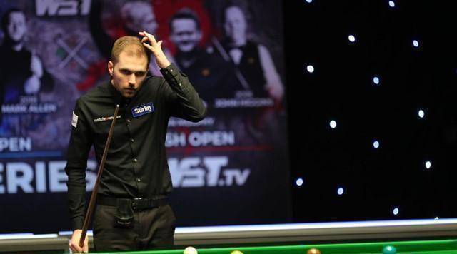 斯诺克悍将逆转晋级,颜丙涛终结者崩盘出局_比赛_对手_杰克·琼斯