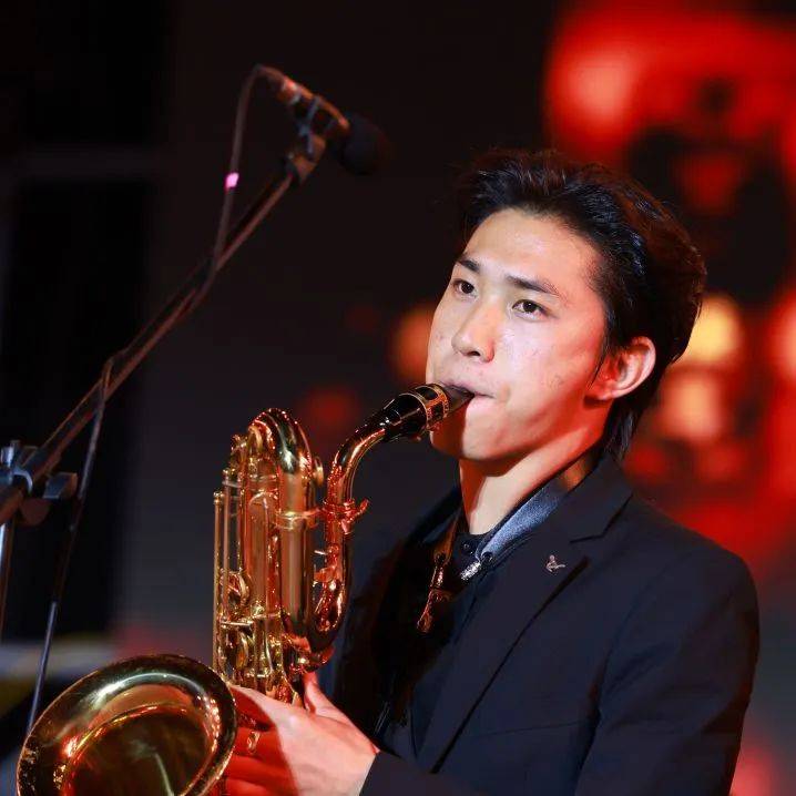 交响成一场管乐的盛宴悲欢,爱恨,快意恩仇一曲长歌依稀,一阙韶华起伏