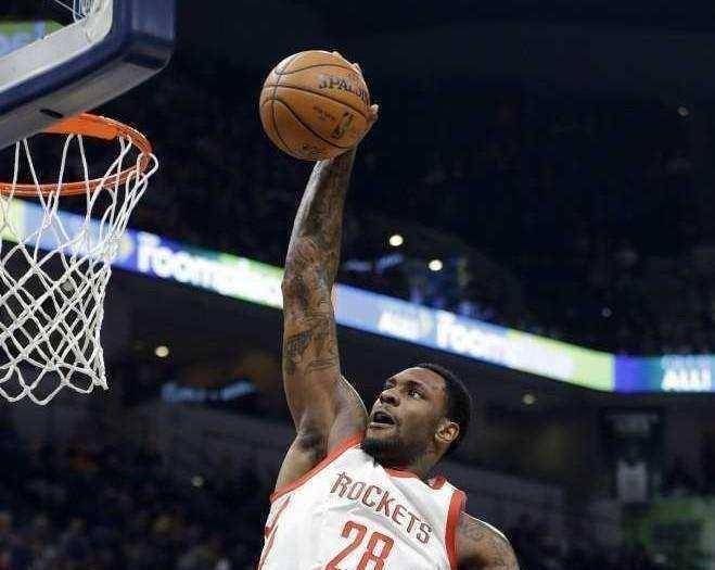 砍22 8,年薪仅109万,此人的表现让火箭悔断肠子_哈勒尔_布莱克_快船