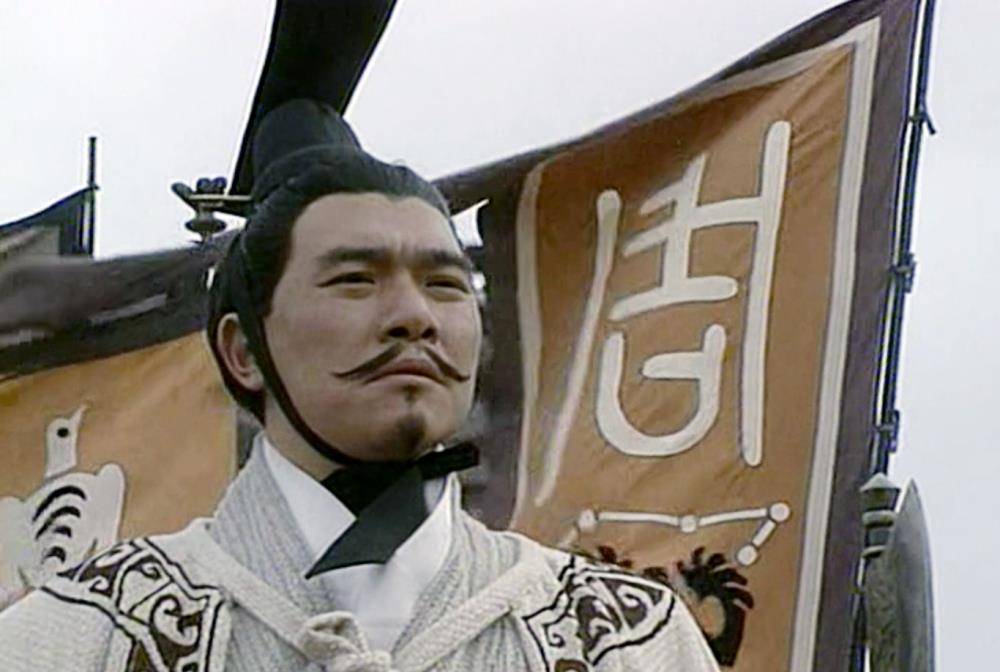 在得到诸侯国的支持之后,周平王也愈发猖狂了起来,他命晋文侯发动战争