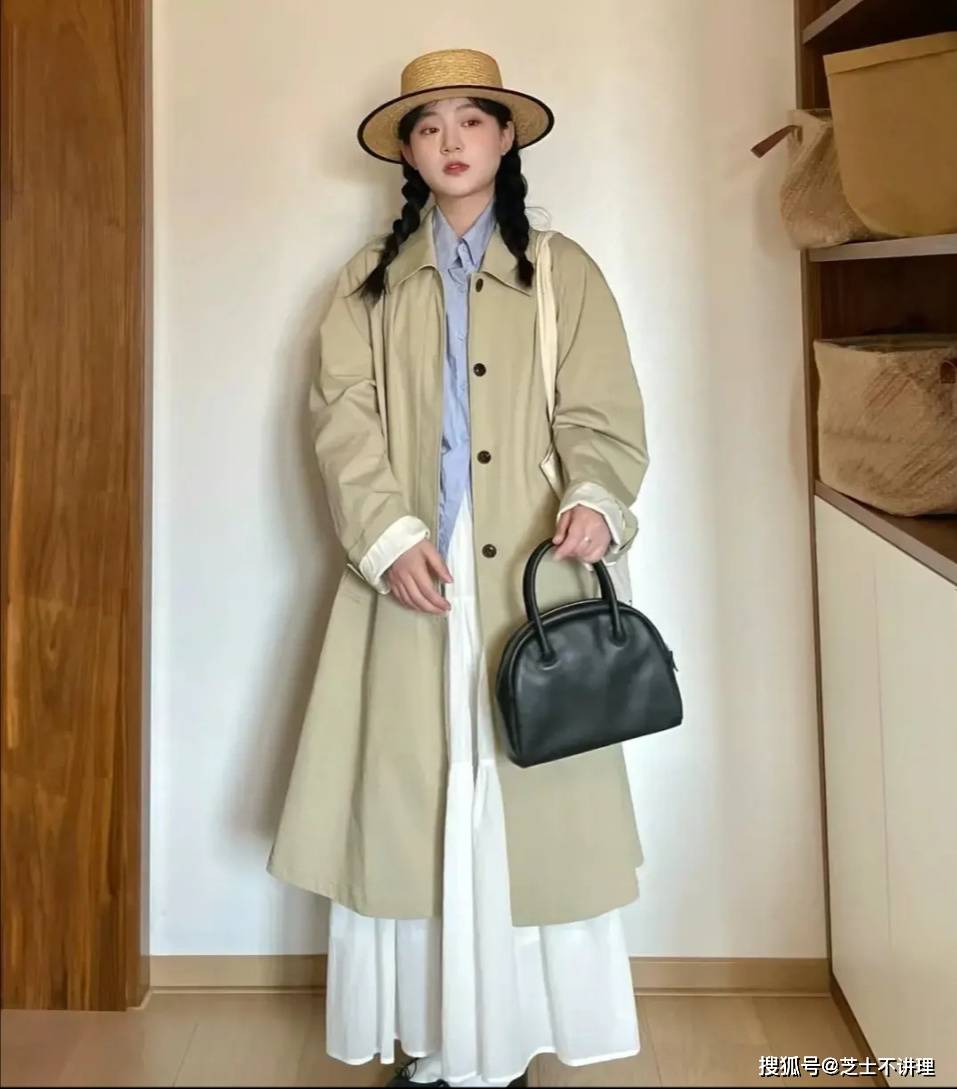 原创建议女生穿衣别太死板跟着博主学这种穿搭舒适还特减龄