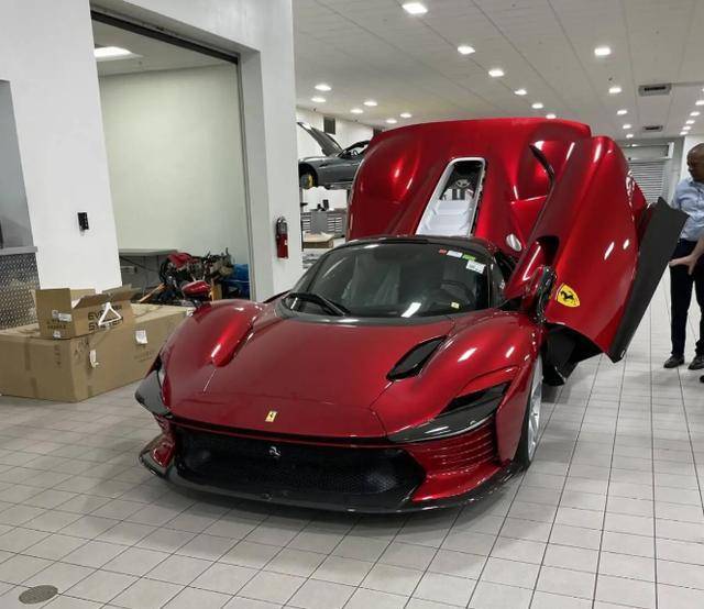 c罗新入手200万英镑法拉利,全球仅599辆,国内未开售_搜狐汽车_搜狐网