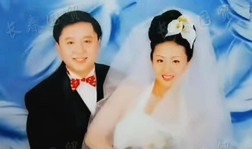 说起来,白慧明算是于谦的幸运女神,因为那几年相声不景气,于谦断断续