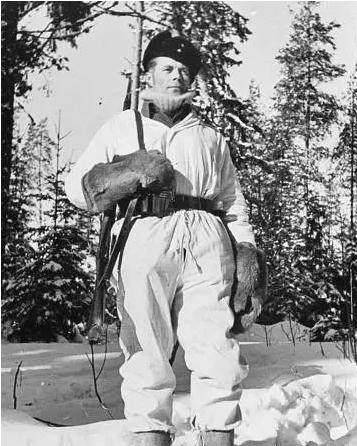 原创二战时期的苏联军服在苏芬战争中吃亏在苏德战争中沾光