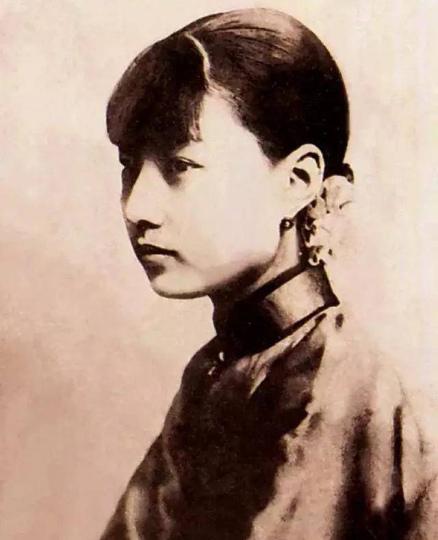 先嫁给梅兰芳,被梅兰芳抛弃后改嫁杜月笙_孟小冬_京剧_妻子
