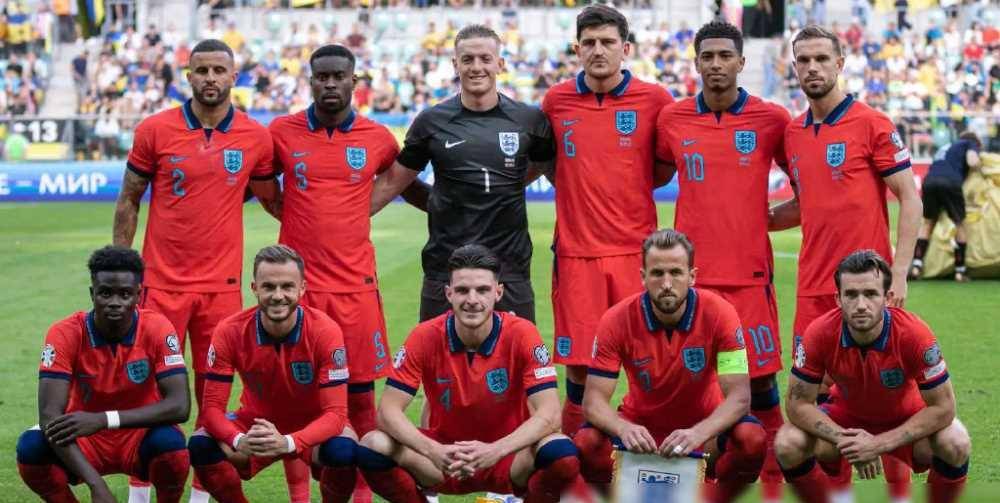 南门?南墙!手握"两王 四个二" 索斯盖特才是英格兰队的最大_争议_比赛