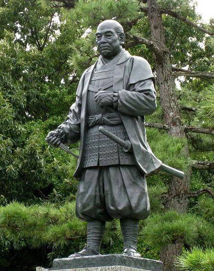 原创他德川家康贴身侍卫一人三箭拿下一场战争被信长和秀吉争抢