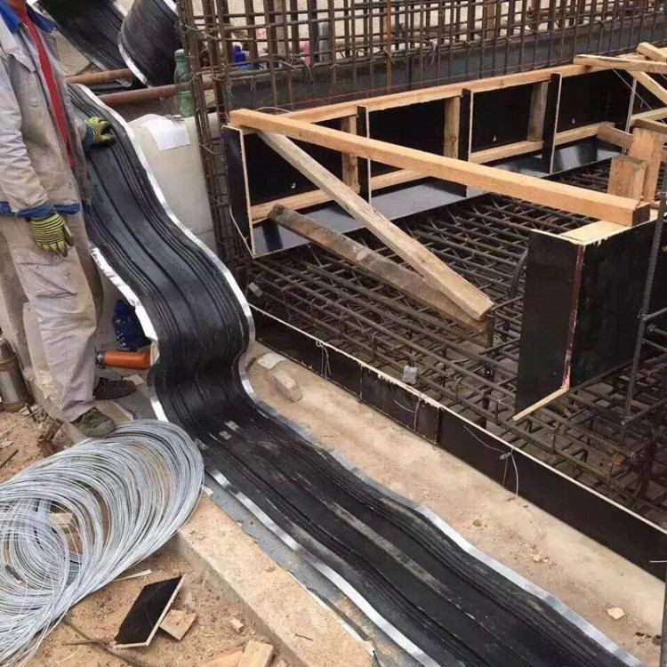 橡胶止水带的应用领域橡胶止水带广泛应用于建筑工程中的地下室,水池