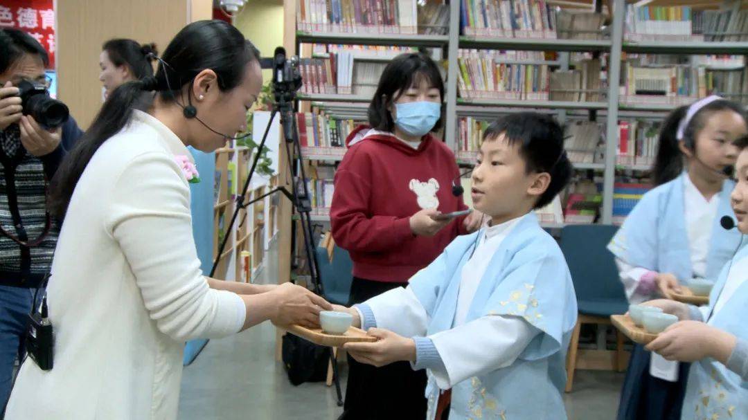 南京市雨花台区实验小学成功举办英语校本特色展示活动