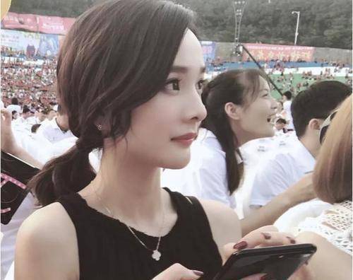 原创原创6年时间整成杨幂嫁富二代后生子儿子颜值成亮点网友图啥